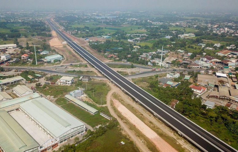 Một "siêu ủy ban" quản lý loạt doanh nghiệp cực "khủng", mang về hơn 1 triệu tỷ doanh thu trong 6 tháng- Ảnh 2.