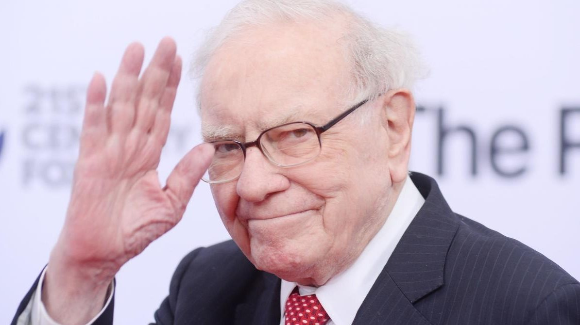 Huyền thoại Warren Buffett rót 135 tỷ USD mua 1 cổ phiếu thuộc lĩnh vực ông từng xa lánh: Thời cơ đến cho các nhà đầu tư?- Ảnh 1.